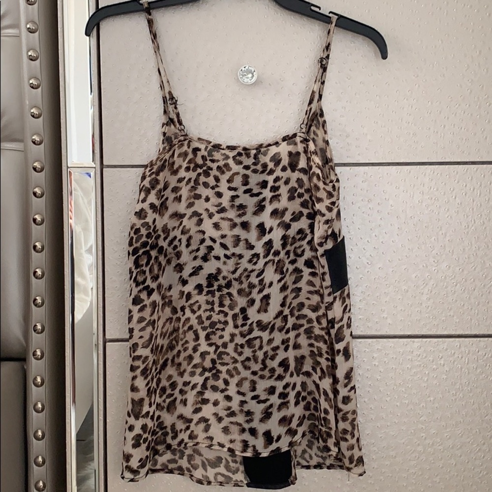 Leopard print top - Picture 2 of 2